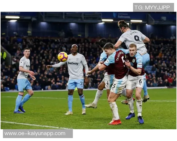 英超20队最新估值揭晓曼联领跑BIG6差距明显伯恩利最低仅2亿镑 英超20队最新估值揭晓曼联领跑BIG6差距明显伯恩利最低仅2亿镑