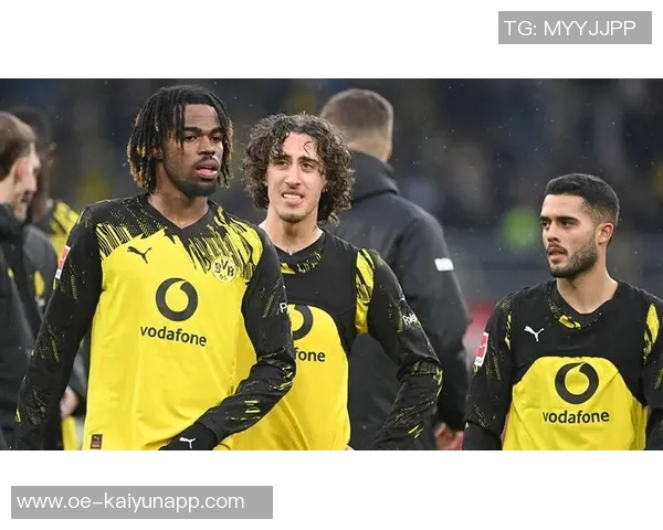 丘库埃梅卡凌空斩破门多特在第64分钟领先汉堡1-0